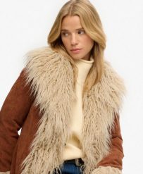 Superdry Long Afghan Coat — długi płaszcz sztruksowy, slim fit – Rustic. Brązowe płaszcze damskie Superdry, bez wzorów, z materiału, boho, bez kołnierzyka, bez kaptura. Za 702.90 zł.