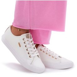 Trampki Damskie Z Eko Skóry Big Star RR274748 Białe. Białe trampki i tenisówki damskie bez wzorów, z gumy, bez zapięcia. Za 207.99 zł.