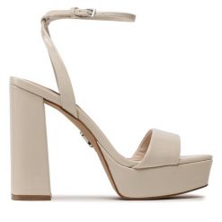 Sandały Steve Madden. Sandały damskie Steve Madden, bez wzorów, bez obcasa, na słupku, bez zapięcia. Za 269.99 zł.