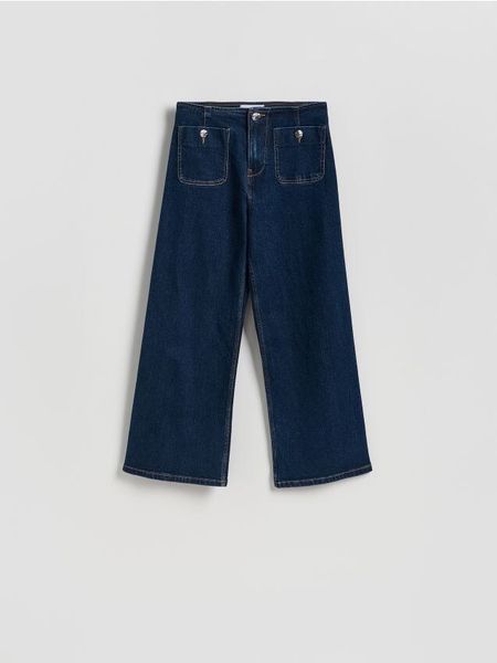 Jeansy culotte - granatowy. Niebieskie jeansy damskie Reserved, bez wzorów, z bawełny. W wyprzedaży za 35.99 zł.