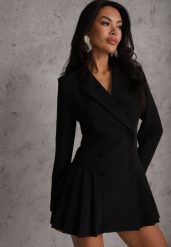 Czarna Rozkloszowana Sukienka Marynarka VICES z Usztywnianymi Ramionami Ilarita. Czarne marynarki i żakiety damskie Renee, bez wzorów, z materiału, eleganckie, bez kołnierzyka, bez ramiączek. Za 239.99 zł.