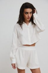 Krótka koszula z muślinu w kolorze ECRU - PORTELA-XS/S. Koszule damskie Marsala, s, bez wzorów, z bawełny, eleganckie, bez kołnierzyka, bez ramiączek. Za 169.90 zł.
