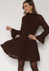 Brązowa Koronkowa Sukienka z Wiązaniem Półgolfem i Falbankami Alnefera. Brązowe sukienki damskie Born2be, m, bez wzorów, z koronki, klasyczne, bez kołnierzyka, bez ramiączek, mini. Za 139.99 zł.