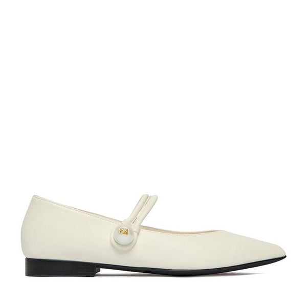 Baleriny GINO ROSSI. Białe balerinki damskie Gino Rossi, bez wzorów, bez obcasa, bez zapięcia. Za 349.99 zł.