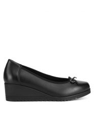 Go Soft Półbuty EST-MARGARET-01 Czarny. Czarne półbuty damskie GO SOFT, bez wzorów, ze skóry, bez obcasa, na koturnie, bez zapięcia. Za 179.99 zł.