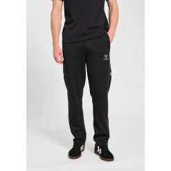 Spodnie dresowe Hummel Move 2.0. Czarne spodnie sportowe męskie Hummel, bez wzorów, z dresówki, na fitness i siłownię. Za 287.00 zł.