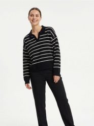 Sweter w paski z kołnierzykiem - czarny. Czarne swetry nierozpinane damskie Sinsay, l, bez wzorów, bez kołnierzyka, bez ramiączek. Za 49.99 zł.