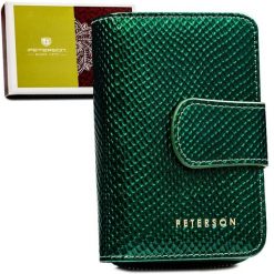 Portfel damski Peterson PTN 425214-DSL zielony. Zielone portfele damskie Peterson, ze skóry. Za 124.99 zł.