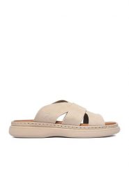 Rieker Klapki CEO-V3089-62 Beżowy jasny. Brązowe klapki damskie Rieker, bez wzorów, ze skóry, bez obcasa, bez zapięcia. Za 259.99 zł.