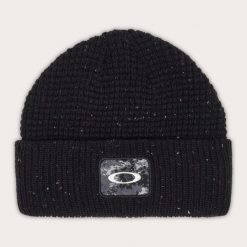 Oakley Czapka Ellipse Patch Waffle Beanie Fos901658-02E. Czarne czapki męskie Oakley, na zimę, bez wzorów. Za 109.99 zł.