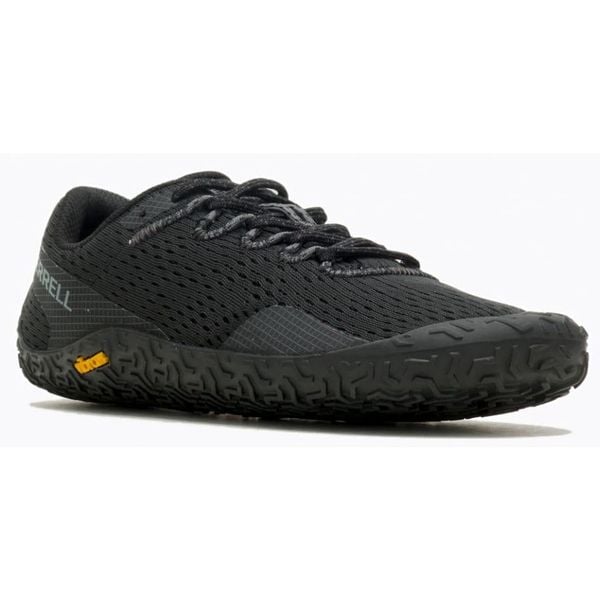 Buty sportowe dla kobiet Merrell VAPRO GLOVE 6. Czarne obuwie sportowe damskie Merrell, bez wzorów, bez zapięcia, do biegania. W wyprzedaży za 428.35 zł.