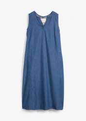 Sukienka jeansowa. Niebieskie sukienki damskie bonprix, bez wzorów, z jeansu, bez kołnierzyka, bez ramiączek, midi. Za 149.99 zł.