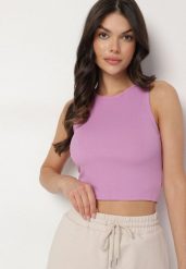 Jasnofioletowy Krótki Tank Top z Prążkowanej Tkaniny Nevallia. Fioletowe topy damskie Born2be, xl, bez wzorów, z jeansu, eleganckie, bez kołnierzyka, bez ramiączek. Za 29.99 zł.