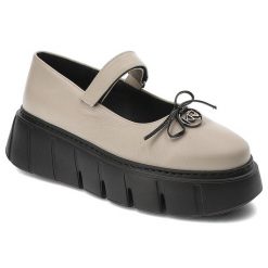 Beżowe Półbuty Karino Eleganckie Obuwie Damskie. Brązowe półbuty damskie Karino, bez wzorów, ze skóry, eleganckie, bez obcasa, na platformie, bez zapięcia. Za 469.00 zł.