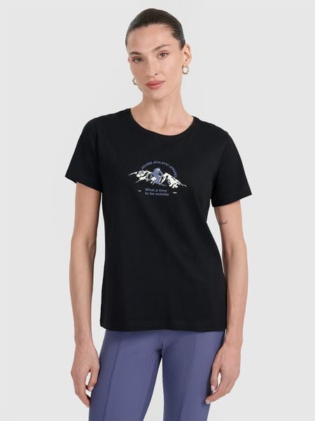 4F T-shirt regular z nadrukiem damski - czarny L. Czarne t-shirty damskie 4F, l, bez wzorów, z bawełny, bez kołnierzyka, bez ramiączek. W wyprzedaży za 49.99 zł.