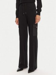 Liu Jo Sport Spodnie dzianinowe TF5041 MS75L Czarny Regular Fit. Czarne spodnie dresowe damskie Liu Jo Sport, bez wzorów, z dresówki, sportowe. Za 679.99 zł.