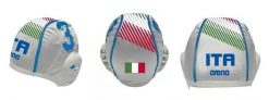 Czepek czapka do pływania do waterpolo piłki wodnej materiałowy Arena Italy. Brązowe czapki damskie ARENA, bez wzorów, z materiału, sportowe. Za 1,701.98 zł.