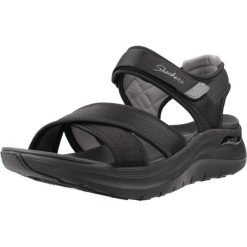 Sandały SKECHERS 164078S Czarny. Czarne sandały damskie Skechers, bez wzorów, z materiału, bez obcasa, bez zapięcia. Za 264.99 zł.
