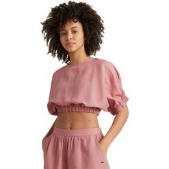 Podkoszulek O'Neill Tidda Woven Top, Kobiety. Czerwone koszulki sportowe damskie O'Neill, bez wzorów, z wiskozy, bez ramiączek. Za 290.00 zł.