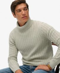 Superdry Sweter z podwijanym golfem The Merchant Store. Brązowe swetry nierozpinane damskie Superdry, l, bez wzorów, z materiału, vintage, bez kołnierzyka, bez ramiączek. Za 408.75 zł.