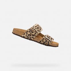 Sandały GEOX D BRIONIA R Nadruk zwierzęcy. Brązowe sandały damskie Geox, bez wzorów, ze skóry, bez obcasa, bez zapięcia. Za 349.99 zł.