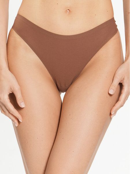Chantelle Stringi Soft Stretch C26490 Brązowy. Brązowe majtki damskie Chantelle, z syntetyku. Za 99.99 zł.