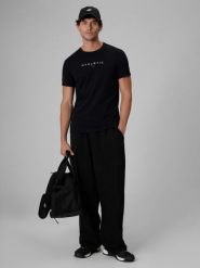 4F T-shirt slim z nadrukiem męski - czarny XL. Czarne t-shirty męskie 4F, m, bez wzorów, z bawełny, bez kołnierzyka, bez ramiączek. Za 69.99 zł.