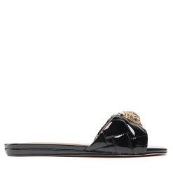 Klapki Kurt Geiger. Czarne klapki damskie Kurt Geiger, bez wzorów, bez obcasa, bez zapięcia. Za 589.99 zł.