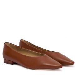 Baleriny LAUREN RALPH LAUREN. Brązowe balerinki damskie Lauren Ralph Lauren, bez wzorów, bez obcasa, bez zapięcia. Za 769.99 zł.