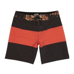 Szorty kąpielowe męskie Billabong Tribong Pro. Czarne kąpielówki męskie Billabong, m, bez wzorów. Za 229.99 zł.