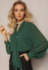 Ciemnozielona Bluzka z Wiązaniem wokół Szyi i Plisowanym Rękawem Henokia. Zielone bluzki damskie Renee, bez wzorów, eleganckie, bez kołnierzyka, bez ramiączek. Za 79.99 zł.
