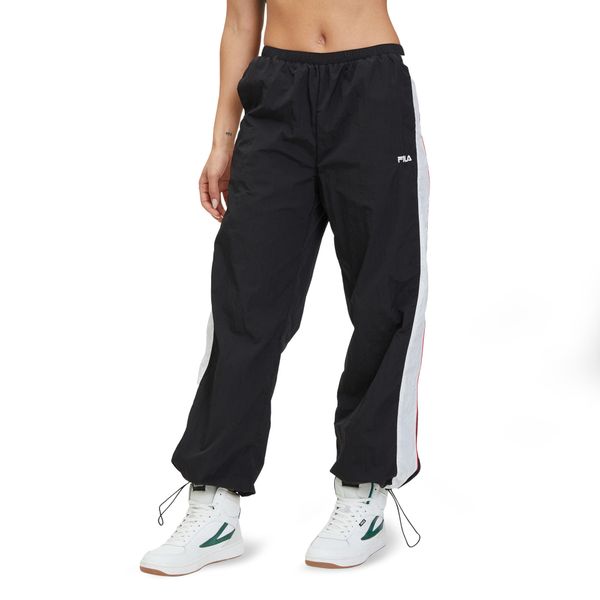 Spodnie damskie FILA Lages. Czarne spodnie dresowe damskie Fila, bez wzorów, sportowe, długie. Za 189.99 zł.