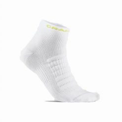 Skarpety Craft Adv Dry Mid. Czarne skarpetki damskie Craft, bez wzorów. Za 141.50 zł.