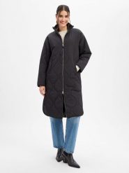 JJXX płaszcz pikowany Kobiety czarny, M. Czarne płaszcze damskie JJXX, m, bez wzorów, eleganckie, bez kołnierzyka, bez kaptura. Za 399.95 zł.
