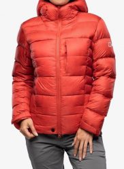 Kurtka puchowa damska Berghaus MTN Arete Ultra Down Hoody. Czerwone kurtki sportowe damskie Berghaus, xs, bez wzorów, z materiału, bez ramiączek, bez kaptura, narciarskie. Za 1,176.99 zł.