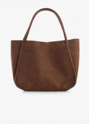 Torebka typu shopper z imitacji skóry welurowej. Brązowe shopperki damskie bonprix, bez wzorów, ze skóry, bez dodatków. Za 119.99 zł.