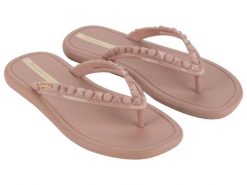 Japonki klapki damskie plażowe Ipanema Meu Sol Ad. Czerwone klapki damskie Ipanema, na lato, bez wzorów, z materiału, eleganckie, bez obcasa, bez zapięcia. Za 39.99 zł.
