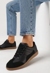 Czarne Sneakersy przed Kostkę z Ozdobnymi Przeszyciami Erdafa. Czarne obuwie sportowe damskie Born2be, bez wzorów, bez zapięcia. Za 64.99 zł.