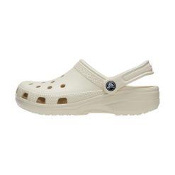 Klapki dla dorosłych Crocs Classic. Białe klapki damskie Crocs, bez wzorów, z syntetyku, sportowe, bez obcasa, bez zapięcia. Za 224.96 zł.