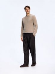 Sweter z dodatkiem wełny z alpaki - beżowy. Brązowe swetry męskie Reserved, l, bez wzorów, z dzianiny, bez kołnierzyka, bez ramiączek. Za 279.99 zł.