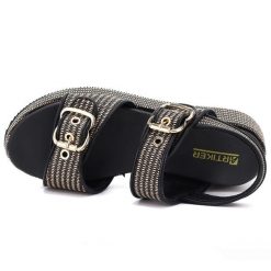 Sandały damskie na platformie czarno-złote Artiker 58C1741. Czarne sandały damskie Artiker, bez wzorów, ze skóry ekologicznej, bez obcasa, na platformie, bez zapięcia. Za 199.99 zł.