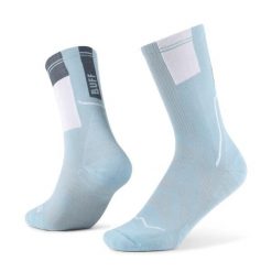 Skarpety biegowe Buff Coolnet Crew Sock CC. Niebieskie skarpetki damskie Buff, bez wzorów, z elastanu. Za 107.79 zł.