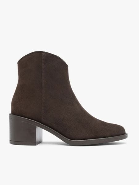 Ciemnobrązowe botki kowbojki. Brązowe botki damskie Brawo sp. z o.o., bez wzorów, ze skóry, eleganckie, bez obcasa, na obcasie, bez zapięcia. Za 479.99 zł.