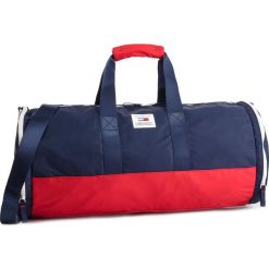 Torba TOMMY JEANS - Tjm Urban Tech Duffle AM0AM04680 901. Niebieskie torby podróżne damskie Tommy Jeans, bez wzorów, z jeansu. W wyprzedaży za 239.00 zł.