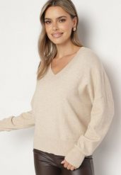 Beżowy Sweter z Dekoltem w V z Domieszką Kaszmiru Mariara. Brązowe swetry nierozpinane damskie Born2be, uniwersalny, bez wzorów, z jeansu, bez kołnierzyka, bez ramiączek. Za 84.99 zł.