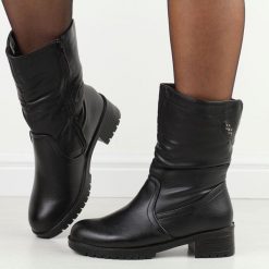 Czarne wysokie botki damskie Filo Donna Z24-43. Czarne botki damskie Filo Donna, na jesień, bez wzorów, ze skóry, eleganckie, z okrągłym noskiem, bez obcasa, na płaskiej podeszwie, bez zapięcia. Za 179.00 zł.