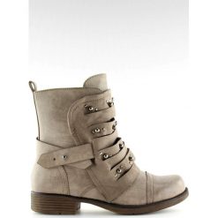Brązowe Botki militarne beżowe 17103-4 Khaki. Brązowe botki damskie ButyModne, bez wzorów, z futra, bez obcasa, na obcasie, bez zapięcia. W wyprzedaży za 149.00 zł.