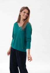 Luźny sweter z dekoltem w serek S-JOY. Niebieskie swetry nierozpinane damskie Volcano, s, bez wzorów, z dzianiny, eleganckie, bez kołnierzyka, bez ramiączek. Za 129.99 zł.