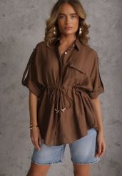 Brązowa Koszula Typu Nietoperz Utility z Lnem i Wiskozą z Wiązaniem w Talii Fyserynore. Brązowe koszule damskie Renee, bez wzorów, z tkaniny, bez kołnierzyka, bez ramiączek. Za 99.99 zł.