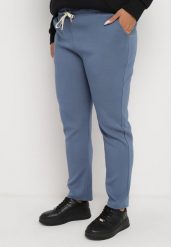 Niebieskie Dresowe Spodnie Joggery z Wysokim Stanem i Napisami Lerithelle. Niebieskie spodnie dresowe damskie Born2be, bez wzorów, z dresówki, eleganckie, z podwyższonym stanem. Za 44.99 zł.